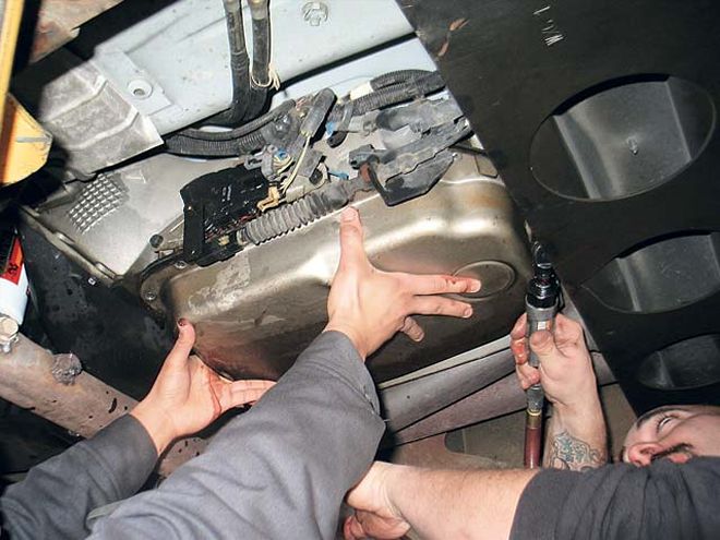 1996 Chevrolet C3500 - The 10 HP Oil Change