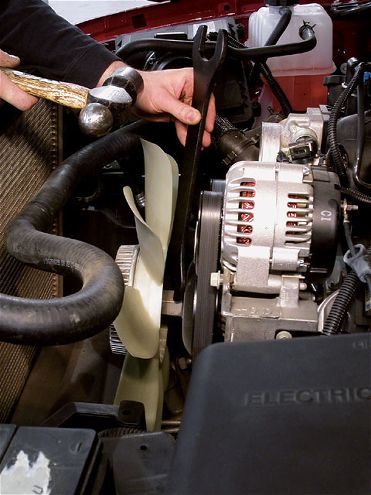 Removing GM Small Block Engine - Gen III V-8 R&R Basics