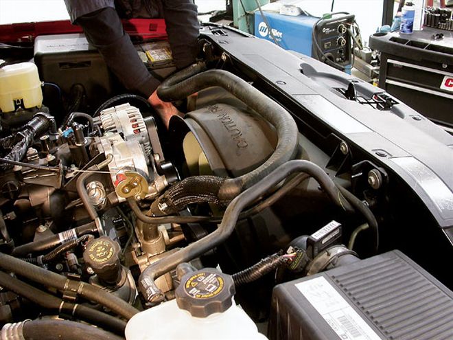 Removing GM Small Block Engine - Gen III V-8 R&R Basics