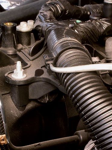 Removing GM Small Block Engine - Gen III V-8 R&R Basics