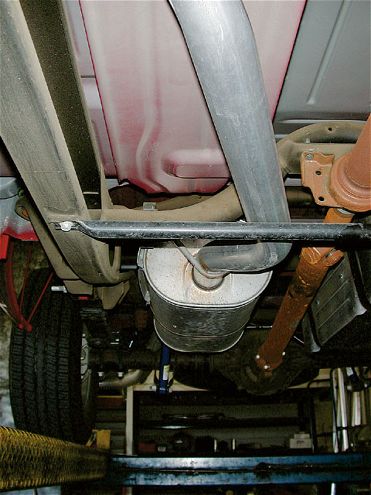 Dynomax Dual Exhaust on a 2003 Chevy Silverado - Twice Pipes