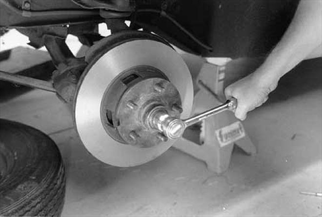 Basic Sport Truck Maintenance Tips
