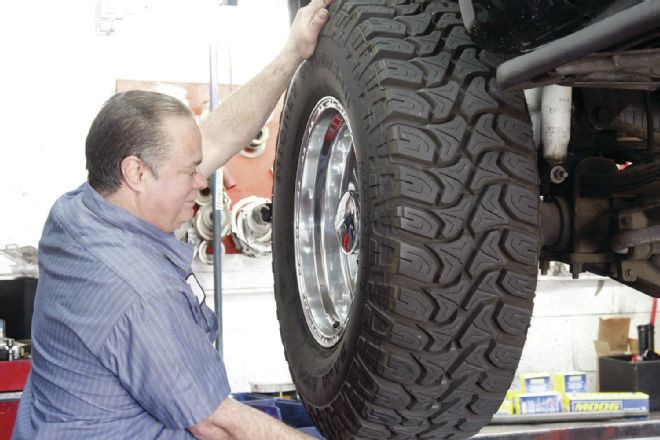 Rocking Tire