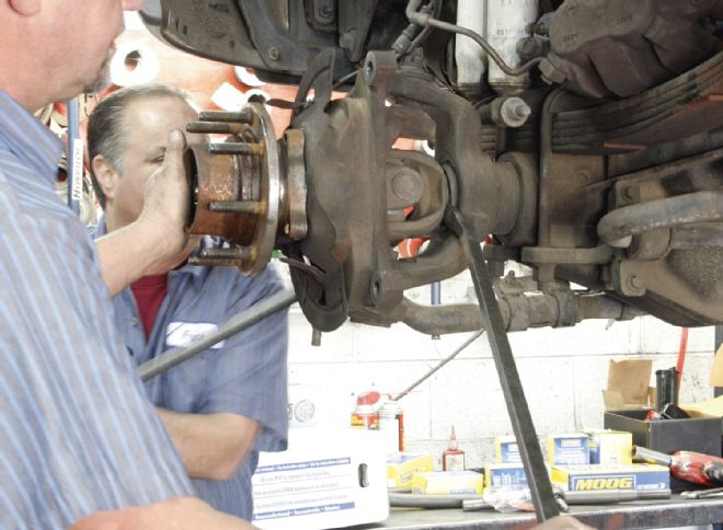 Stop Wandering! - Ford Super Duty Steering Fix