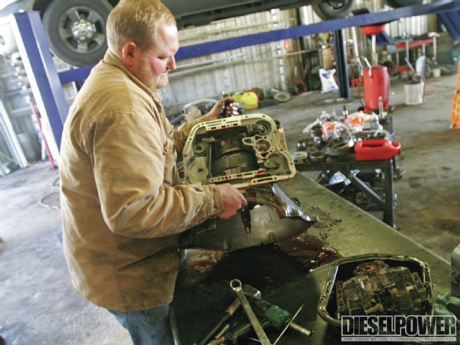 Building a Four-Speed Dodge Automatic For Ultimate Performance