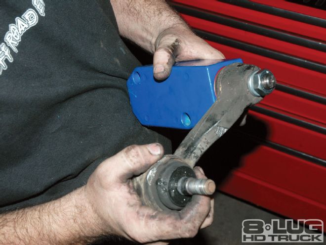 Heavy-Duty Steering - 8 Lug Tech
