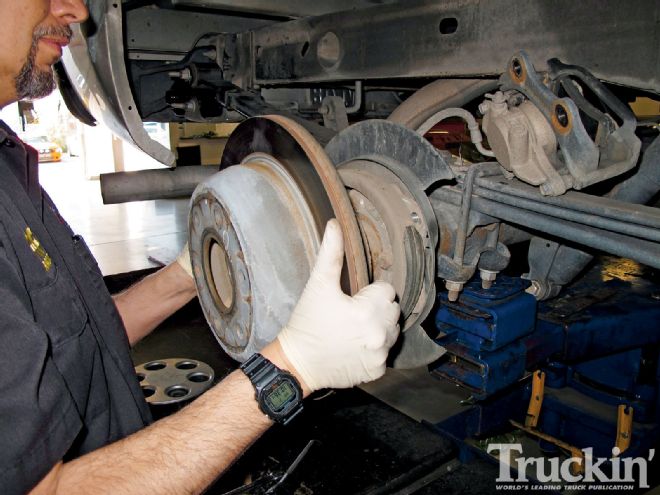 2004 GMC Sierra Brake Upgrades - Whoa, Baby!