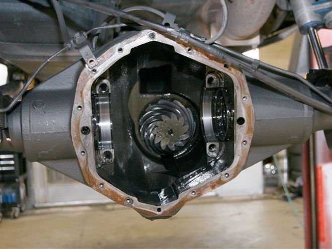 2004 GMC 2500 Step-By-Step Axle Gear Swap - Diesel Tech