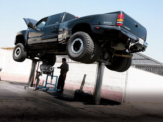 2005 Chevy Silverado 3500 Duramax lifted View