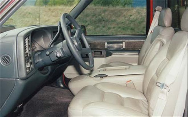 1989 Chevrolet Silverado K1500 Flareside 4x4 Pickup interior Driver