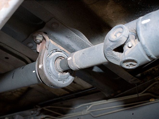 Overdrive and Underdrive on a 1986 Chevy Dually - Gear-Grabbin Goliath
