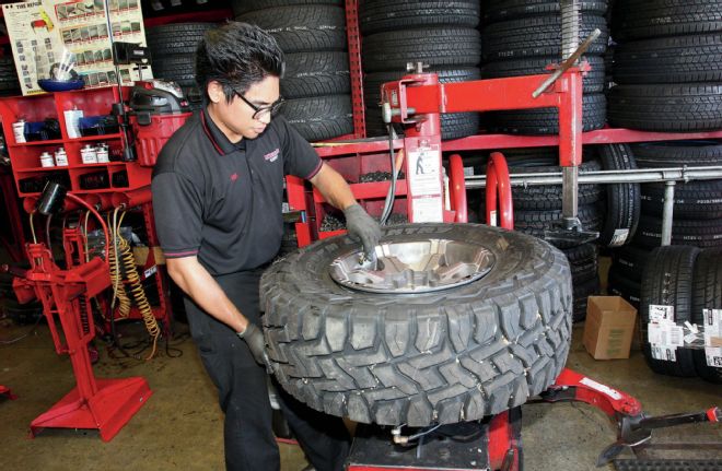 Oversize Tire Testing - BFGoodrich All-Terrain T/A KO2