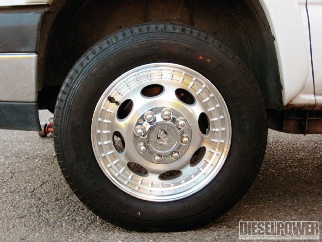 100,000-Mile Semi Tires For Dualies