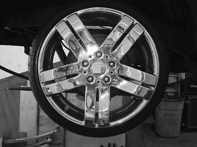 Bolt-On Disc Brake Conversion Kit on a 1992 Toyota Truck - Compact Discs