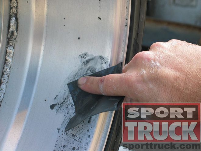 Polishing Wheels with a Mothers Powerball - Deep Shine - Web Exclusive