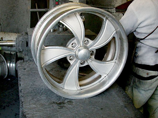 Tire Talk - November 2004 - Professional Wheel Polishing