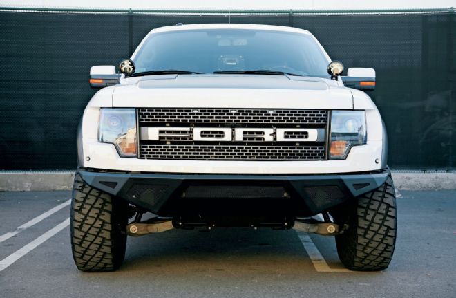 2013 Ford F 150 Raptor LED Lighbars Install 01