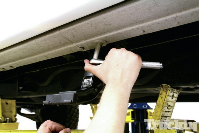 Ford F-150 Amp Research Step Install - Step On Up