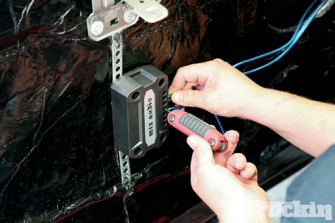MTX and Stinger Audio Upgrade - Good Vibrations