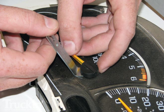 Simco Classic Series Gauge Overlay/Bezel - Accurate Gauge Upgrade