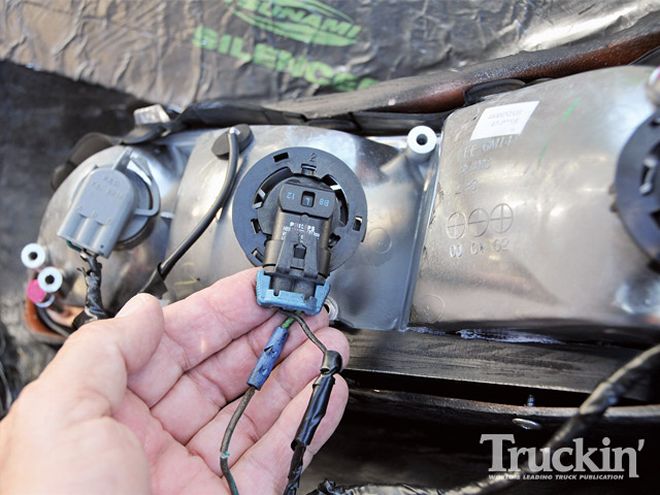 Rayzer RS Wide Beam Light Installation - Shedding New Light On An Old Problem