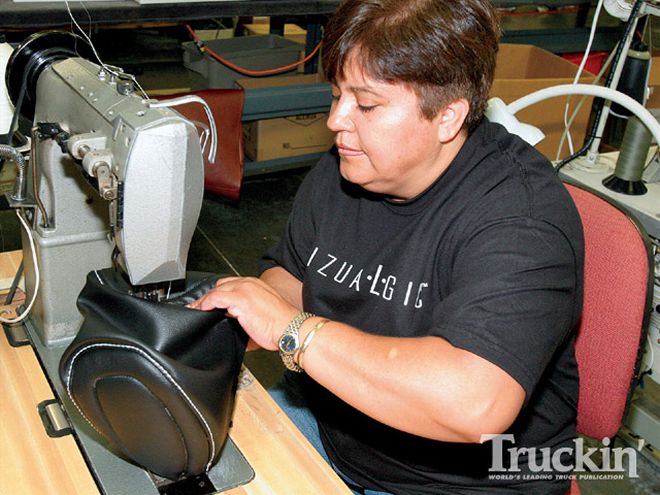 Vizualogic Headrest Monitors Installation - Vizual