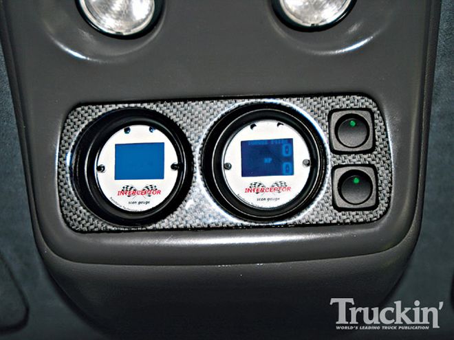 aeroforce Dual Interceptor Gauges Installation digital Gauges