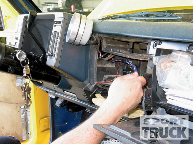 1989 Chevy S10 Pioneer Subwoofer Box Install - Big Boom, Little Room