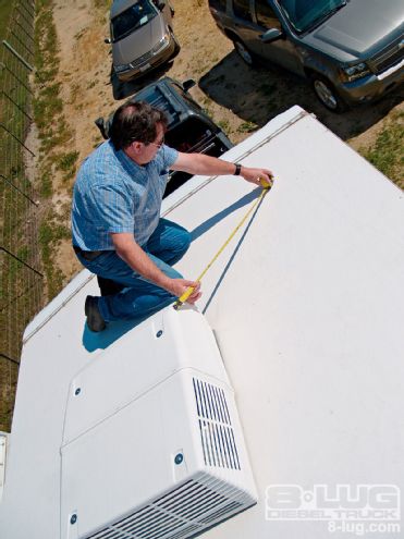 TracVision R5 SL Satellite Dish - A/V Entertainment - Dish It Out!