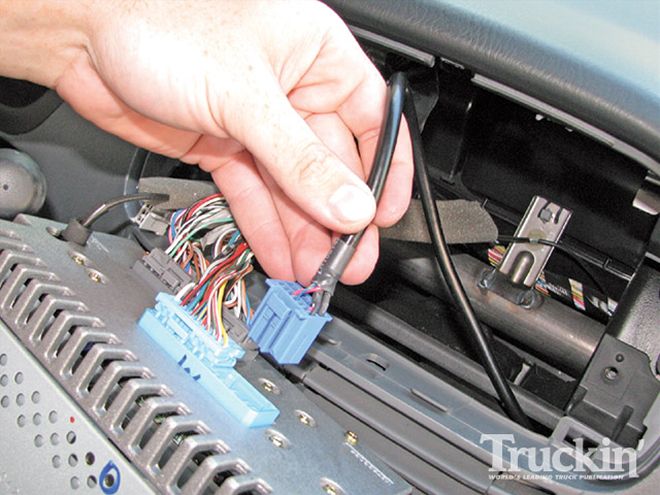 Neo iPod Interface Installation - Piloting The Future