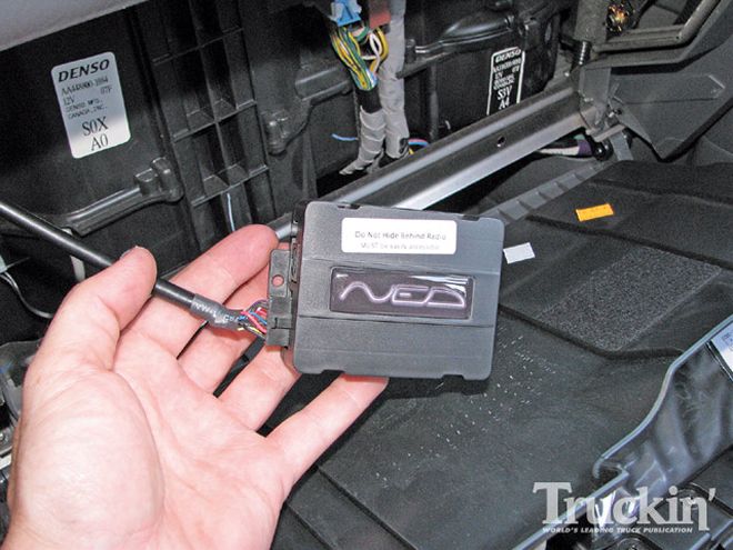 Neo iPod Interface Installation - Piloting The Future