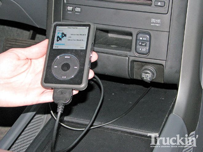Neo iPod Interface Installation - Piloting The Future