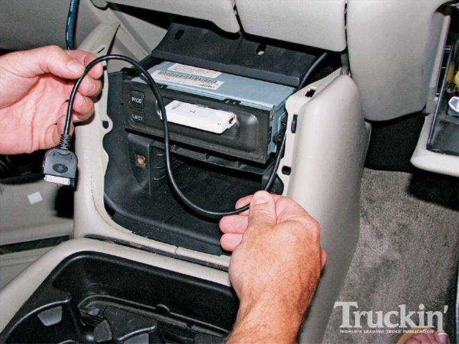 USA Spec iPod Interface Installation - iPod Revolution