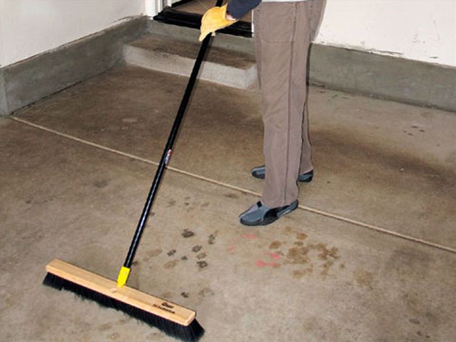 Snap Locks RaceDeck Garage Flooring - Easy Garage Floor
