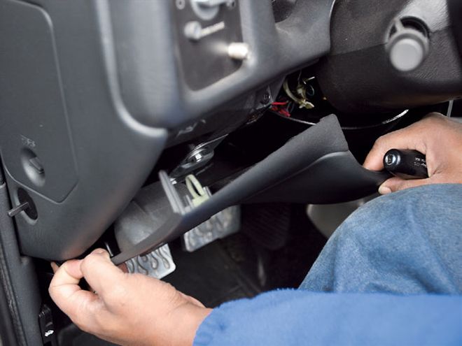 Harman Kardon Drive Play - Ipod + Truck = Music On The Road