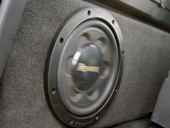 Basic Subwoofer Box Construction - Standard-Cab Resonance