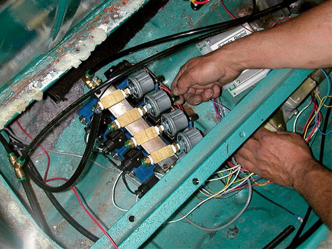 Extreme Air Block Install On A Chevy El Camino - Baggin Rights