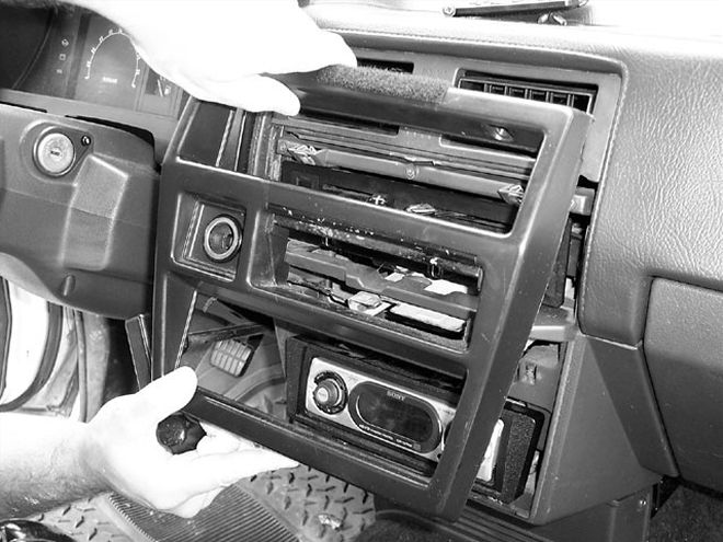 Nissan Hardbody Dashboard Swap - Dash Removal - El Switcheroo, Part I