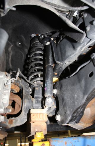 How 2015 Ford F-450 and 2015 Ram 3500 Trucks are Engineered to Pull 15 Tons