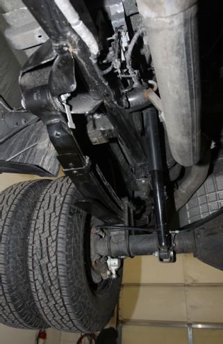 How 2015 Ford F-450 and 2015 Ram 3500 Trucks are Engineered to Pull 15 Tons