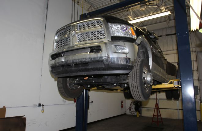 2015 Ram 3500 68RFE On Lift Front