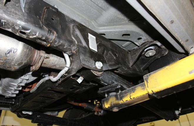 How 2015 Ford F-450 and 2015 Ram 3500 Trucks are Engineered to Pull 15 Tons