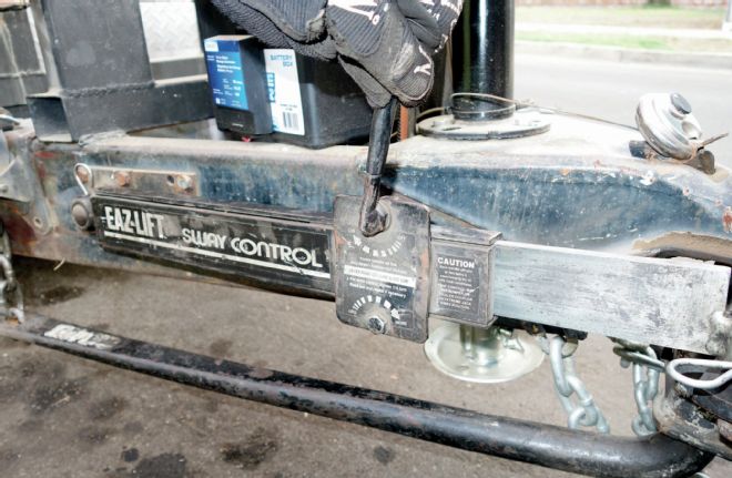 Trailer Antisway & Weight Distribution Upgrade - Totally Under Control