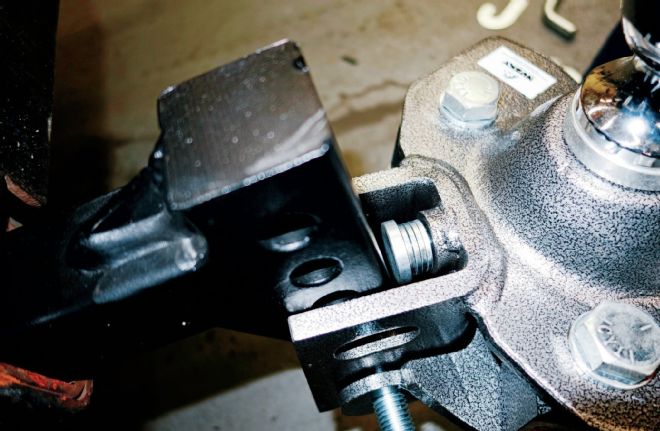 Trailer Antisway & Weight Distribution Upgrade - Totally Under Control