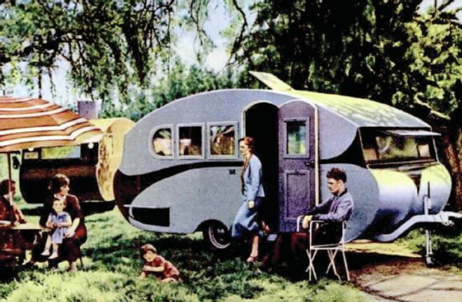 Silver Streaks: Wally Byam and Airstream Keep on Rolling
