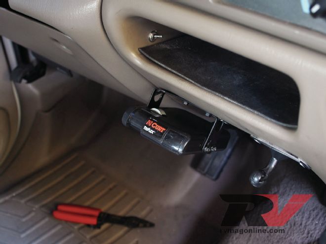 Stop! | Curt Manufacturings Triflex Trailer Brake Controller
