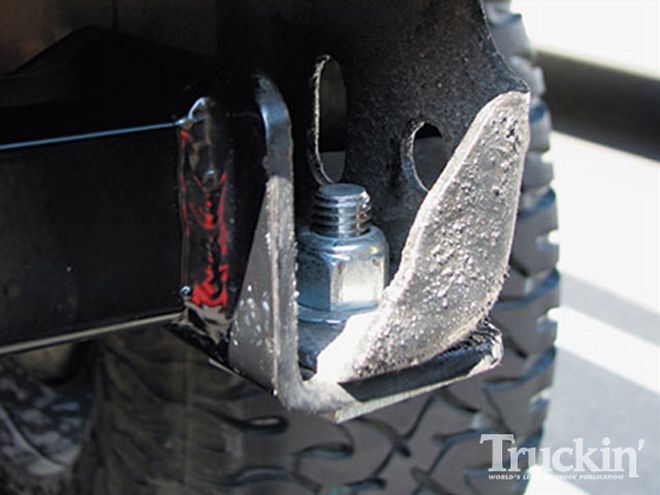Street Scene Hidden Hitch - Stealth Towing