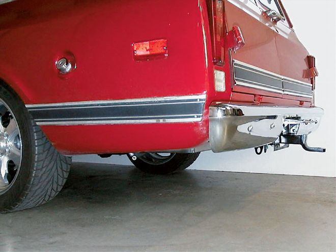 fuel Tank And Hitch Kit Install 1972 Chevy Suburban chevy Suburban Bumper