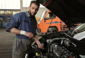 How To Change Your Car’s Transmissions Fluid